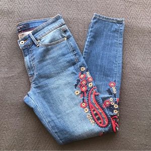 Tommy Hilfiger Tribeca Jeans Denim Embroidered Paisley Floral Red Blue Beige 2